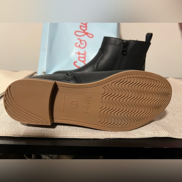 LAST CHANCE! New Woman Boots Cat&Jack - Picture 5 of 7